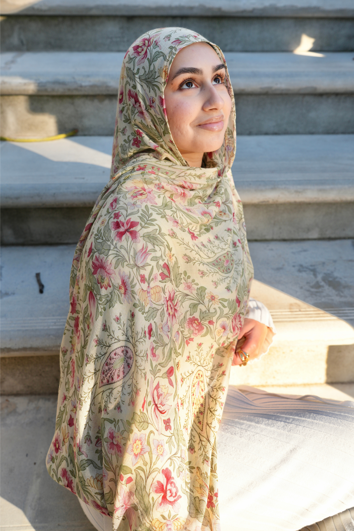 Paisley Warda Modal