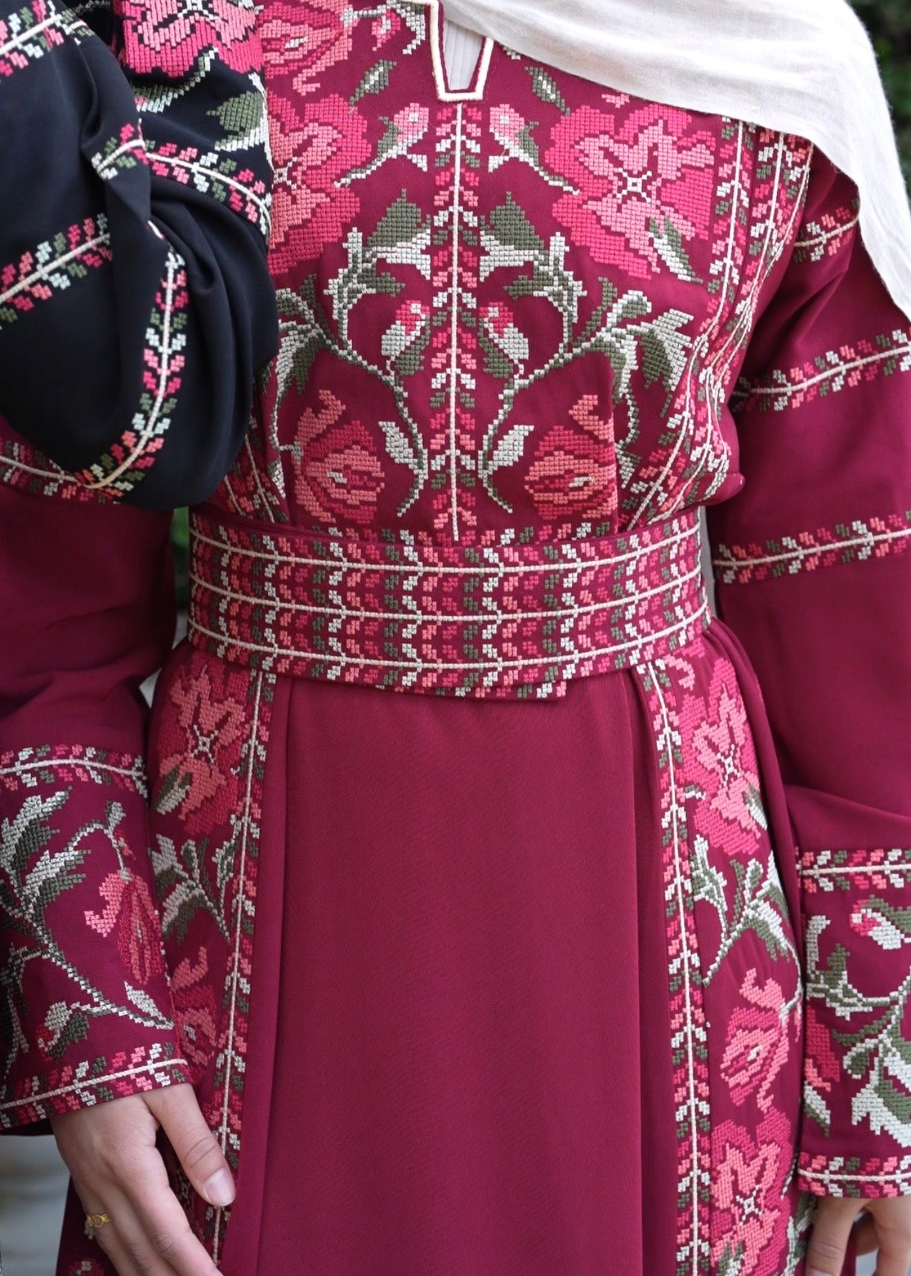 Wardat Rumman Thobe Dress