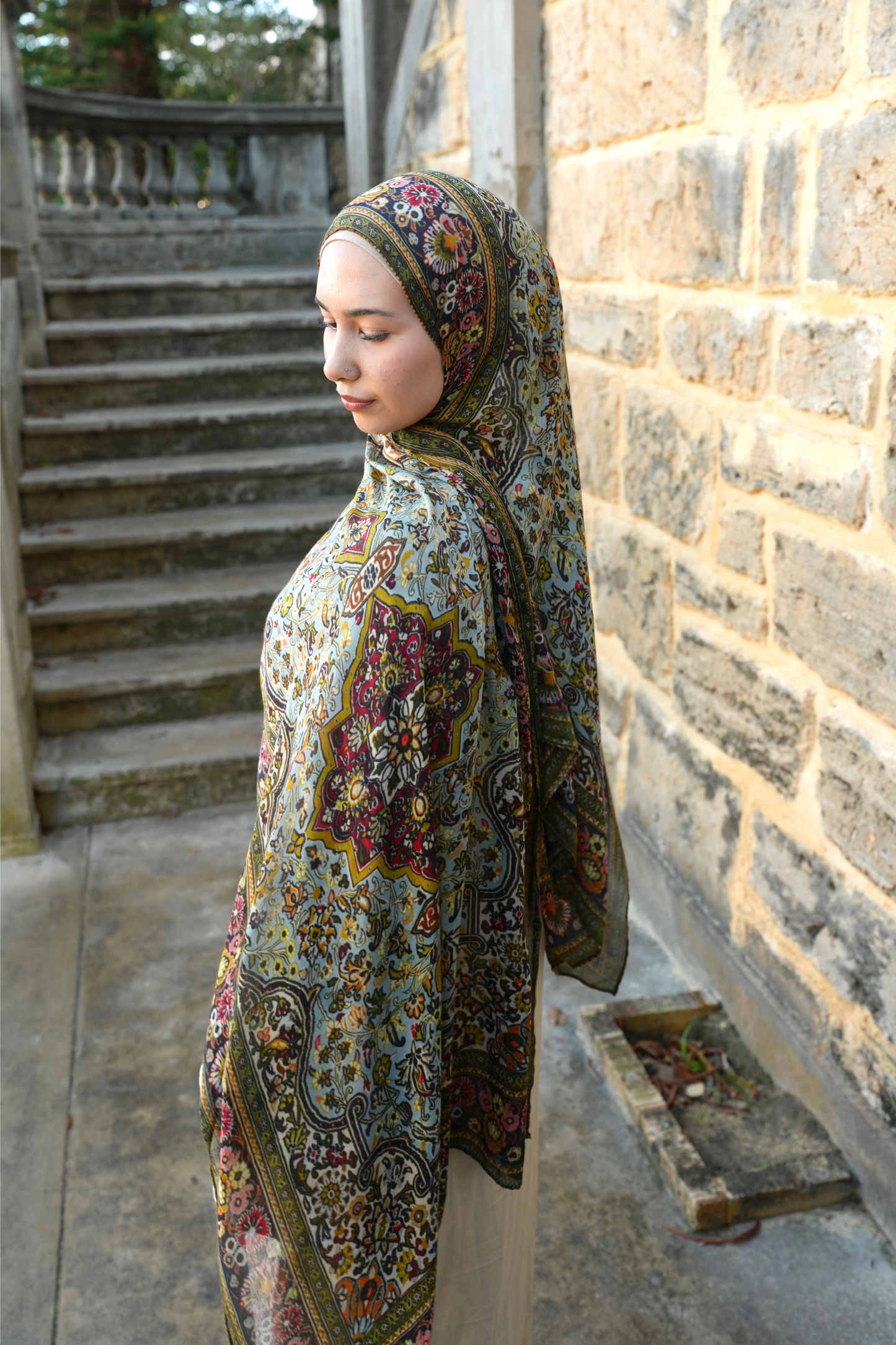 Turath Shiraz Modal