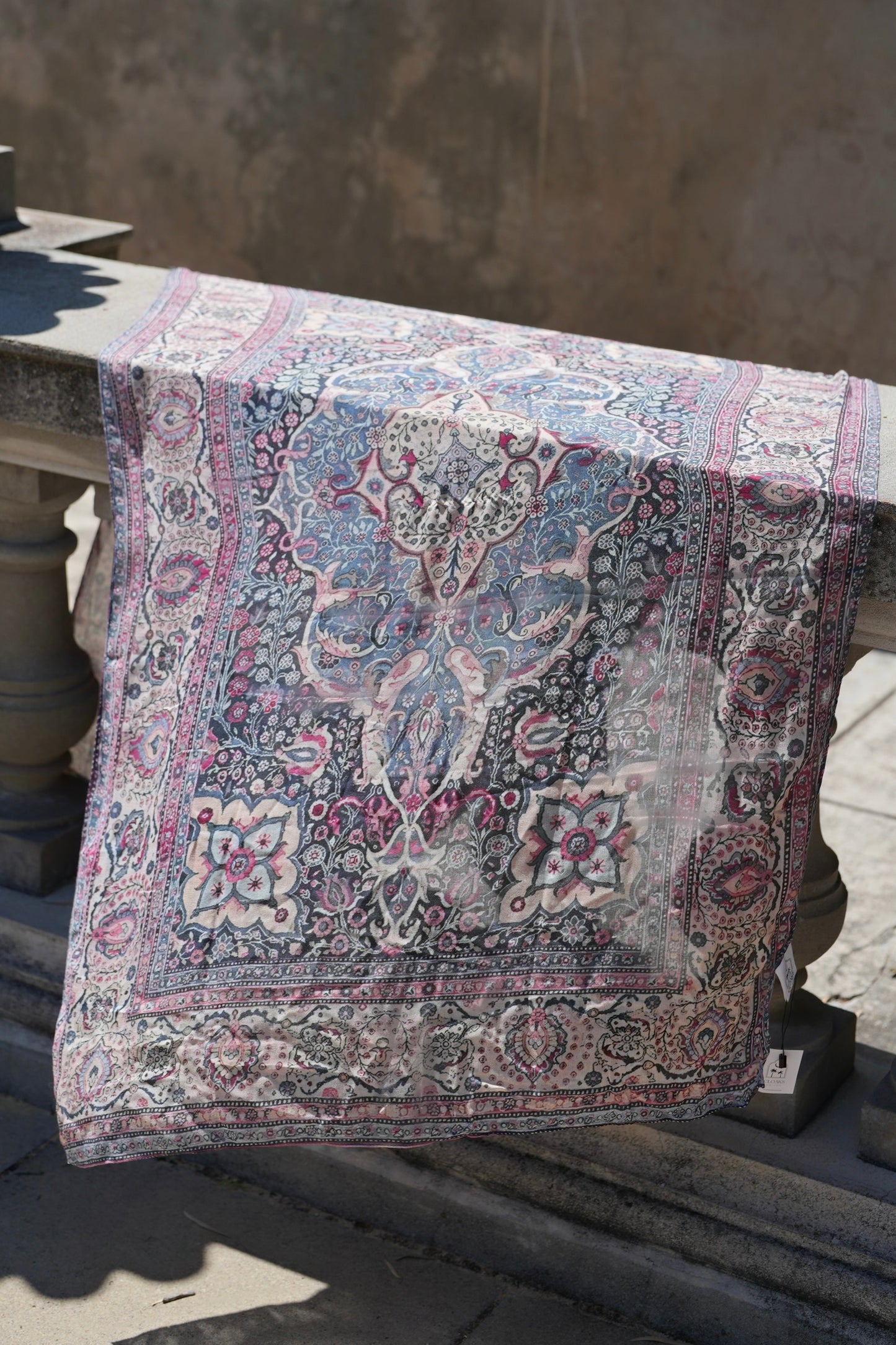 Turath Qadeem Modal (preorder)